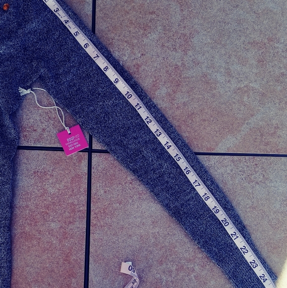 Poof NWT Christmas Sweater sz Sm Gray Gold Sequins - Picture 6 of 13